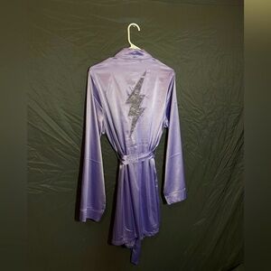 Savage X Fenty sexy lighting bold robe. Size Medium/Large with matching belt :)